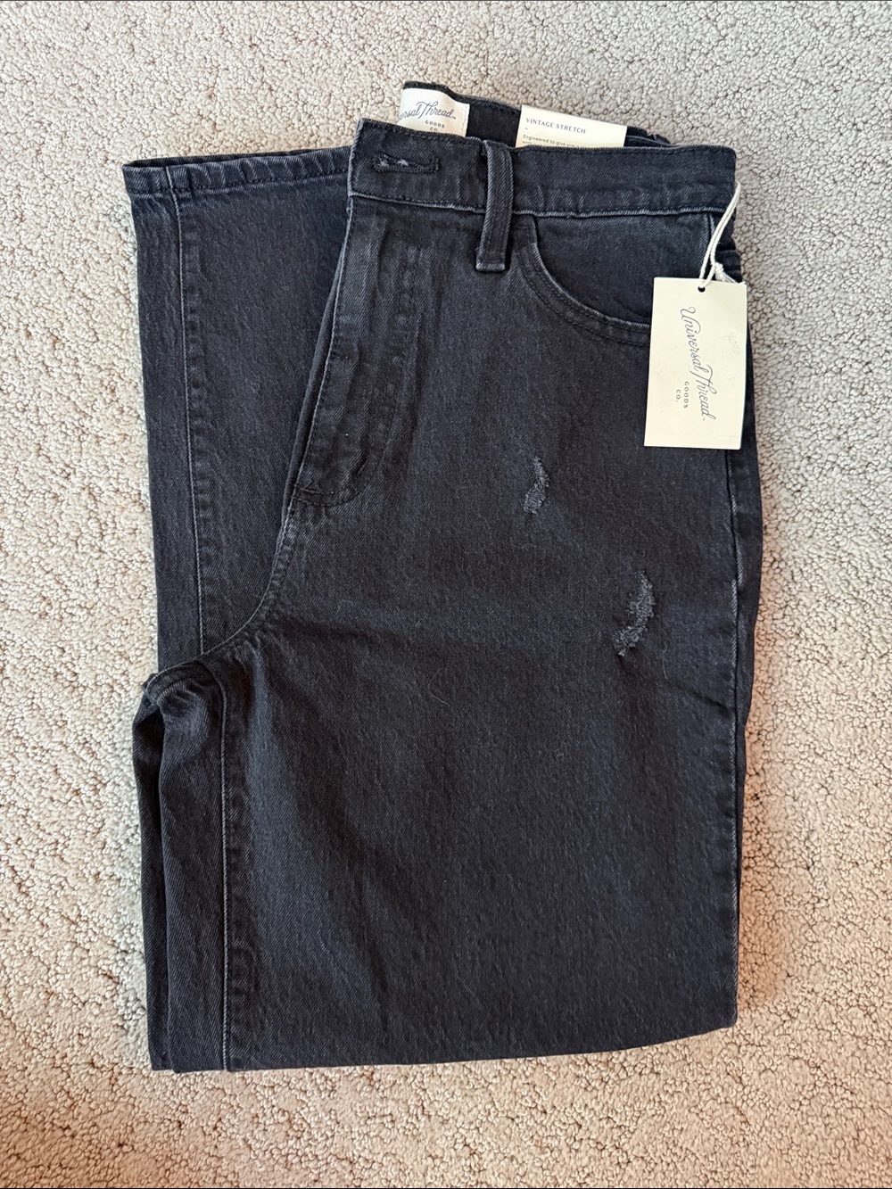 Universal Thread Vintage Straight Leg Jeans Distressed Denim Black Women’s 6 NWT